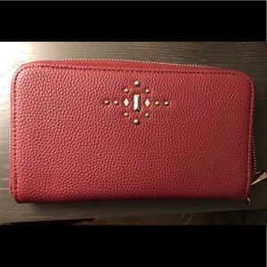 All about the benjamins thirty one wallet